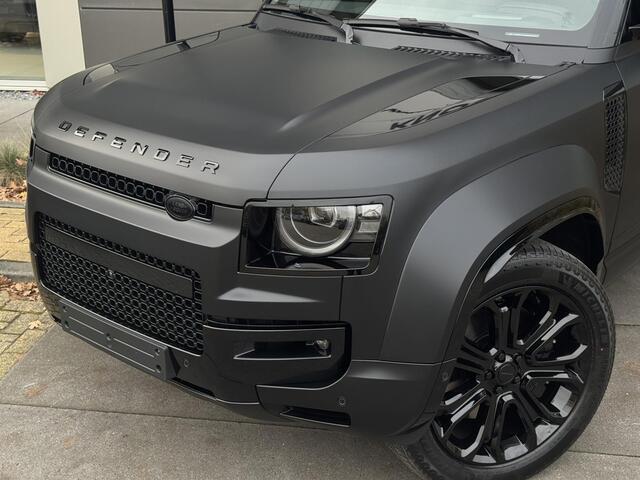 Land Rover DEFENDER P635 110 Octa Black | Nieuw | Narvik Black | Satin