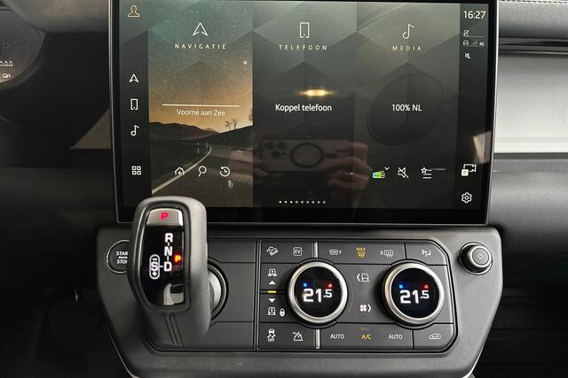 Land Rover DEFENDER 110 2.0 P300e 110 Forest Edition Panoramadak Trekhaak Cold Climate