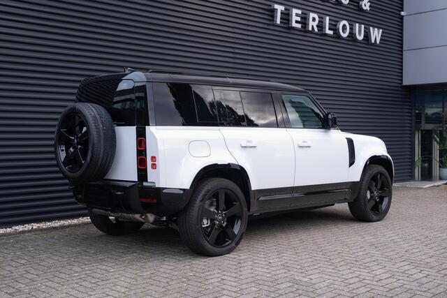 Land Rover DEFENDER 110 2.0 P300e 110 X-Dynamic HSE | HNP ¤ 120.079,- | Trekhaak | Blackpack | Koelvak middenconsole | 22 Inch Gloss Black velgen