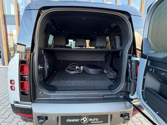 Land Rover DEFENDER 110 2.0 P400e 110X SE
