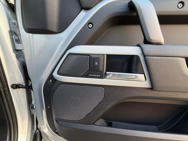 Land Rover DEFENDER 110 2.0 P400e 110X SE