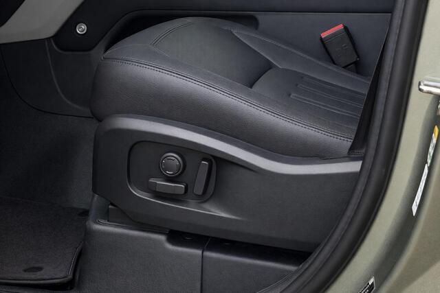 Land Rover DEFENDER 110 2.0 P400e 110 SE | URBAN | Pano-Schuifdak/22-inch/Cold Pack/Trekhaak Elektr.