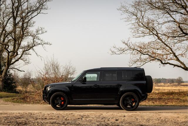 Land Rover DEFENDER 110 2.0 P300e 110 X-Dynamic SE Fabrieksgarantie t/m 2030