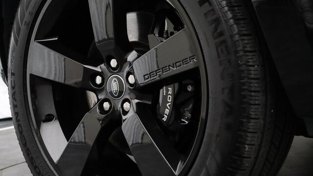 Land Rover DEFENDER 110 5.0 P525 110 V8 Carpathian Edition | Head-up | Stoelventilatie | Meridian | Panoramadak | Trekhaak