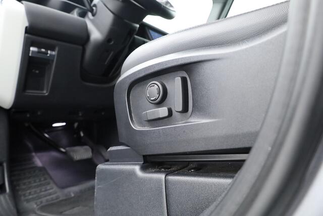 Land Rover DEFENDER 3.0 D300 110 X-Dynamic - Grijs Kenteken | Luchtvering | Leder+Memory | Dig. Cockpit | 360*+PDC | Meridian | Nav+App.Connect | Winterpack | V