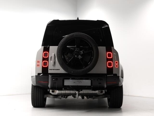 Land Rover DEFENDER 2.0 P300e 110 Dynamic Edition