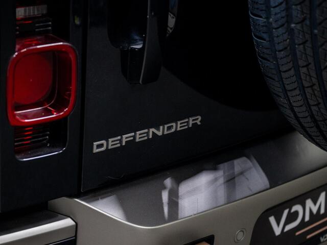 Land Rover DEFENDER 3.0 D200 110 MHEV X-Dynamic S | GRIJS KENTEKEN | 360° | Smart View |