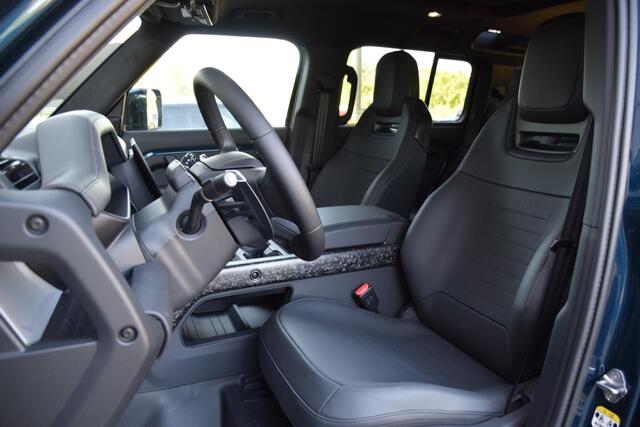 Land Rover DEFENDER 4.4 P635 110 Octa