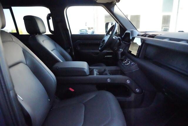 Land Rover DEFENDER 110 2.0 P300e 110 X-Dynamic HSE 300pk Panoramadak/Trekhaak/Meridian