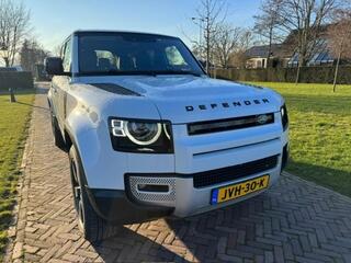 land-rover-defender-110-p400e-221kw