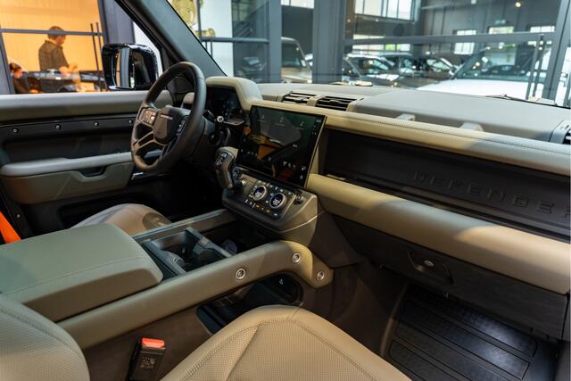 Land Rover DEFENDER 110 P300e Urban Hermes Facelift 24 inch FACELIFT P300e 110 Dynamic SE Edition Urban