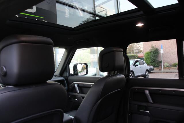 Land Rover DEFENDER 110 2.0 P400e 110 X-Dynamic HSE BlackPack