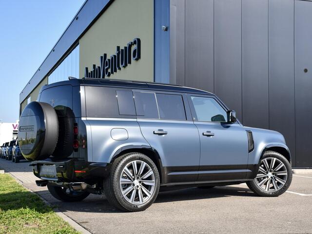 Land Rover DEFENDER 110 2.0 P300e 110 X-Dynamic l 6 Persoons l Schuif- /kantel Pano l Adapt. Cruise l Black Pack l Wrap