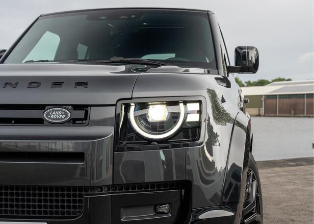 Land Rover DEFENDER 110 P300e 110 X-Dynamic HSE | Outland Edition II | Full Options | Koelkast | Carpathian Grey | Ebony leder |