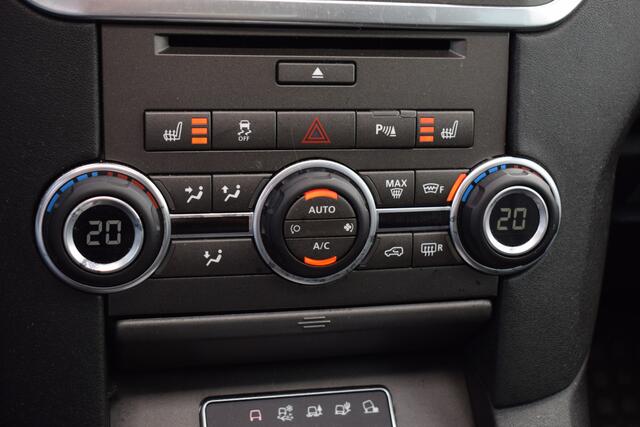 Land Rover DISCOVERY 3.0 SDV6 HSE | Trekhaak | Pano | Stuur- en Stoelverw. | Meridian