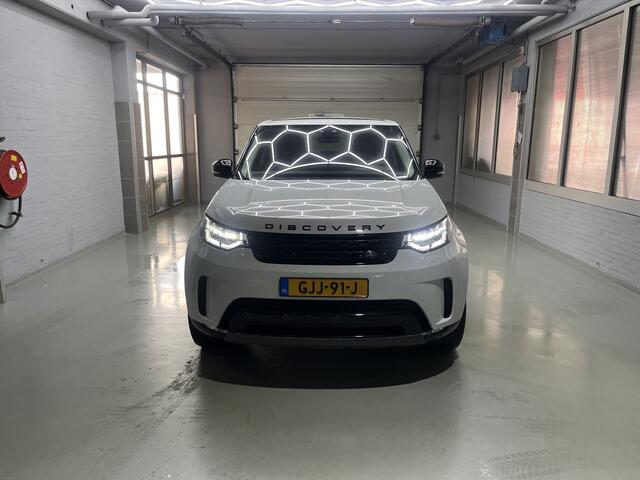 Land Rover DISCOVERY 3.0 Td6 First Edition 7p.