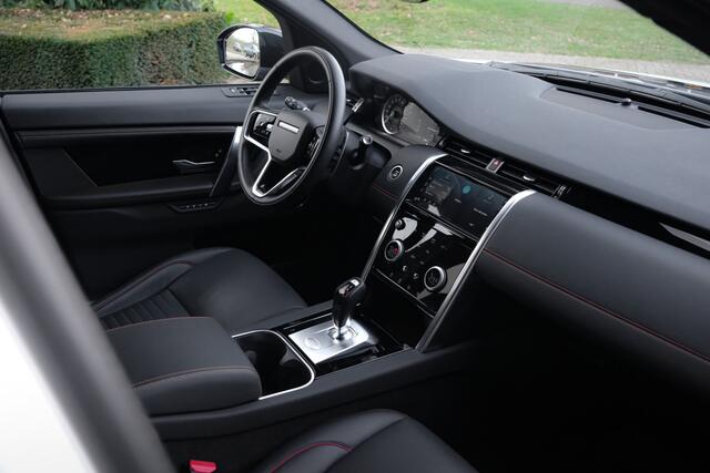 Land Rover DISCOVERY SPORT P300e 1.5 R-Dynamic HSE / Uitklapbare trekhaak / Cold Climate Pack