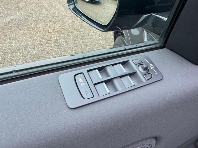 Land Rover DISCOVERY SPORT P300e 1.5 S