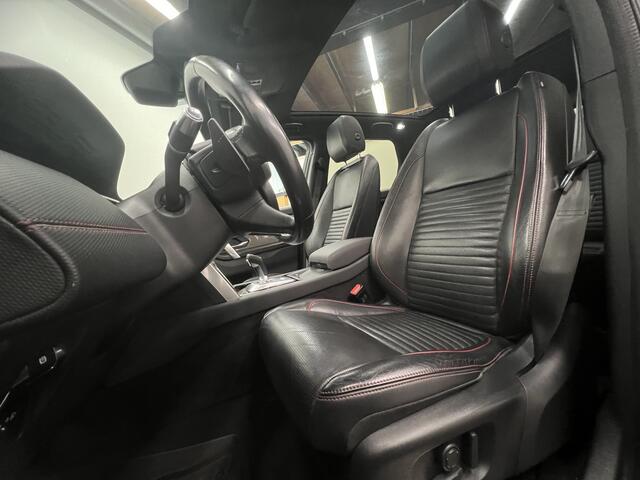 Land Rover DISCOVERY SPORT D180 2.0 R-Dynamic S GRIJS KENTEKEN | NAVI | TREKHAAK | PANO | CAMERA BINNENSPIEGEL |