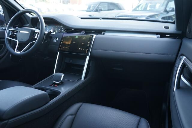 Land Rover DISCOVERY SPORT 1.5 P300e PHEV Dynamic SE | Voorstoelen verwarmd | Elektrische trekhaak | Panoramadak |