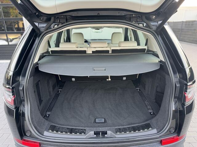 Land Rover DISCOVERY SPORT P300e 1.5 R-Dynamic HSE | Panorama | Adaptive Cruise | Meridian Surround | Trekhaak