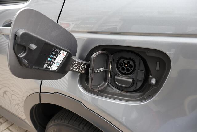 Land Rover DISCOVERY SPORT P300e 1.5 S NL-Auto | Volledig Dealer Onderh. | 1e Eigenaar | 360' Cam | Climate | Cruise | Elek Stoel | Stoel Verwarming | Carplay | Full LED | Leder | Navi