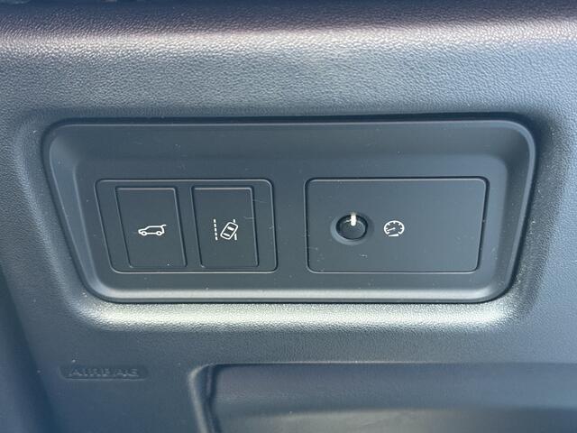 Land Rover DISCOVERY SPORT BWJ 2018 2.0 180 PK TD4 SE 7p. AUTOMAAT | TREKHAAK | STOELVERW. | STUURVERW. | CAMERA | PANORAMADAK | ELEKTRISCHE ACHTERKLEP | NAVI | CLIMA | CRUISE | LEDER | LMV | PDC