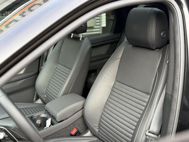 Land Rover DISCOVERY SPORT P270e PHEV Dynamic SE l Meridian l Pano l Electrische Trekhaak l 20 Inch