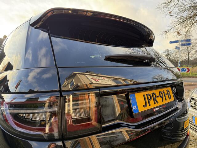 Land Rover DISCOVERY SPORT P300e 1.5 R-Dynamic S Pano | Trekhaak | Camera