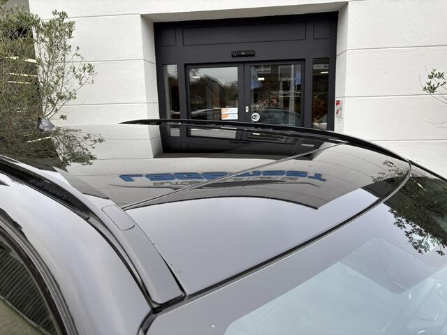 Land Rover DISCOVERY SPORT P300e R Dynamic SE| Meridian | Pano | Trekhaak | 20 inch |