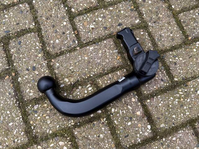 Land Rover DISCOVERY SPORT P200 2.0 R-Dynamic S - Pano, Afn. Trekhaak, Elek. verstelb. Verw. voorstoelen, Airco, Navi, ETC!