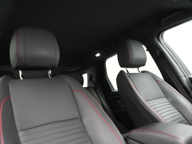 Land Rover DISCOVERY SPORT P300e R-Dynamic HSE Plug In Hybrid 300pk Dealer O.H. PHEV | Trekhaak Af Fabriek | Adaptive Cruise | Meridian Audio | Camera | Lederen Sportstoelen Memory & Verwarmd | 20"L.M | Matrix LED | Apple Carplay | Keyless | Stuur Verwarmd | Blis |