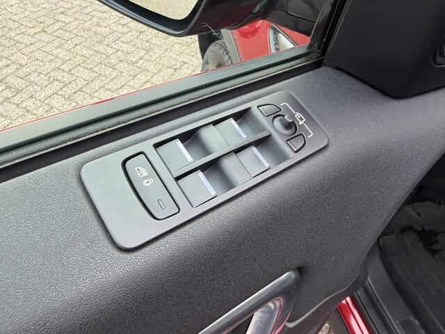 Land Rover DISCOVERY SPORT 2.0 eD4 E-Capability Urban Series SE Panorama/Leer/Stoelverw