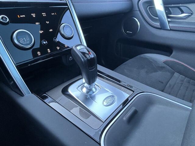 Land Rover DISCOVERY SPORT P300e 1.5 R-Dynamic SE | 360 Camera | Adaptive Cruise | Panoramadak | Sfeerverlichting | Suede bekleding |