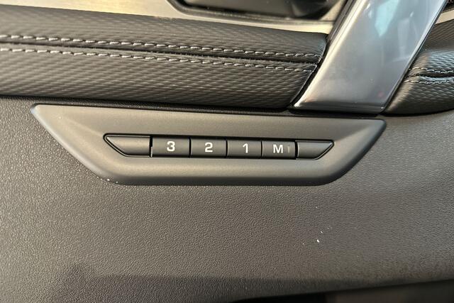 Land Rover DISCOVERY SPORT 1.5 P270e PHEV Business Landmark Edition