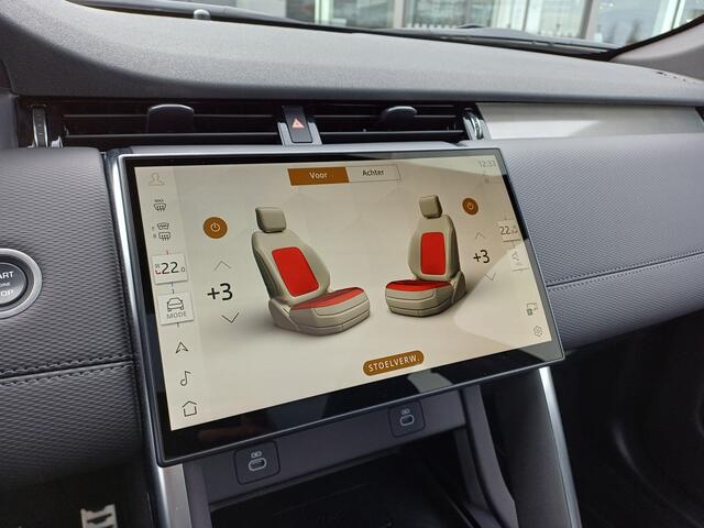 Land Rover DISCOVERY SPORT P300e 309pk AWD Dynamic SE | Nieuw model | Panoramadak | Elektr. trekhaak | Stoelverwarming |