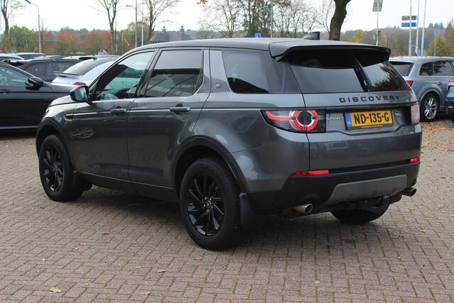 Land Rover DISCOVERY SPORT 2.0 TD4 HSE / Trekhaak / Panoramadak / Leder / 18'' / Keyless / Navigatie / Stoelverwarming / Xenon / Cruise Control
