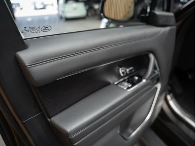 Land Rover RANGE ROVER 4.4 P530 First Edition MHEV