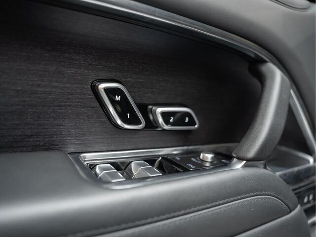 Land Rover RANGE ROVER 4.4 P530 First Edition MHEV