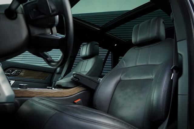 Land Rover RANGE ROVER 2.0 P400e Vogue / Pano / Trekhaak / Meridian / Stoelventilatie