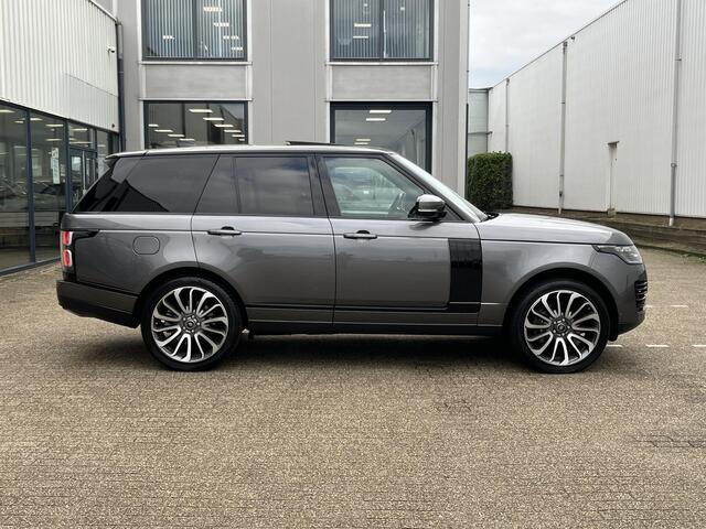 Land Rover RANGE ROVER 4.4 SDV8 Vogue Panaramadak / Historie / Luchtvering / Trekhaak / 22" velgen