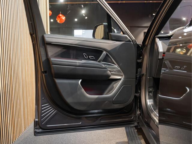 Land Rover RANGE ROVER 2de Kerstdag Geopend D350 LWB Autobiography Massage 3.0 D350 LWB Side-Steps Meridian