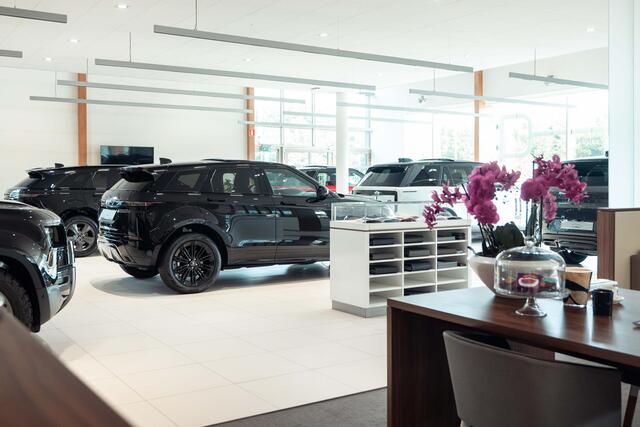 Land Rover RANGE ROVER 4.4 P530 SV MHEV