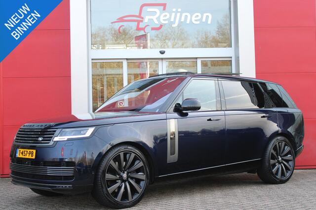 Land Rover RANGE ROVER 4.4 V8 P530 SV LWB AWD AUTOMAAT | PANORAMISCH SCHUIF/KANTEL DAK | MEESTURENDE ACHTERAS | ELEKTRISCH WEGKLAPBARE TREKHAAK | SV INTERIEUR FIRST CLASS CABIN PACK (TWEE VOLLEDIG VERTELBARE ACHTERSTOELEN MET SCHERMEN EN KOELKAST) (RSE) | 23" OBLIVN VELGEN | LU