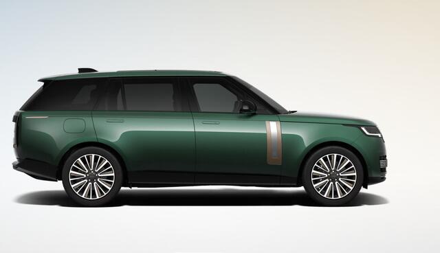 Land Rover RANGE ROVER 3.0 P460e LWB SV PHEV | British Racing Green in Gloss Finish | Hot Stone massagefunctie, Executive Class Comfort-Plus Seating | SV Serenity interieur |