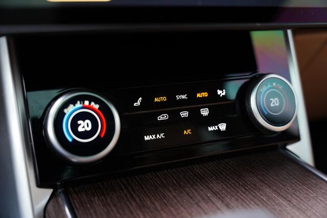 Land Rover RANGE ROVER P 440 E SE / Nieuwe Service / Trekhaak / Stoelventilatie