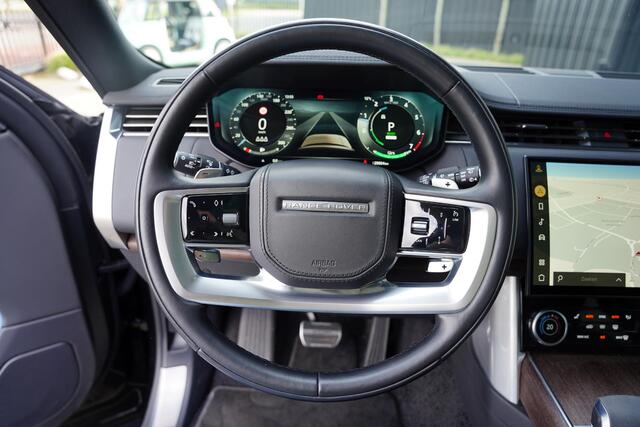 Land Rover RANGE ROVER P 440 SE Zwart Leder / 23 Inch / Panoramadak