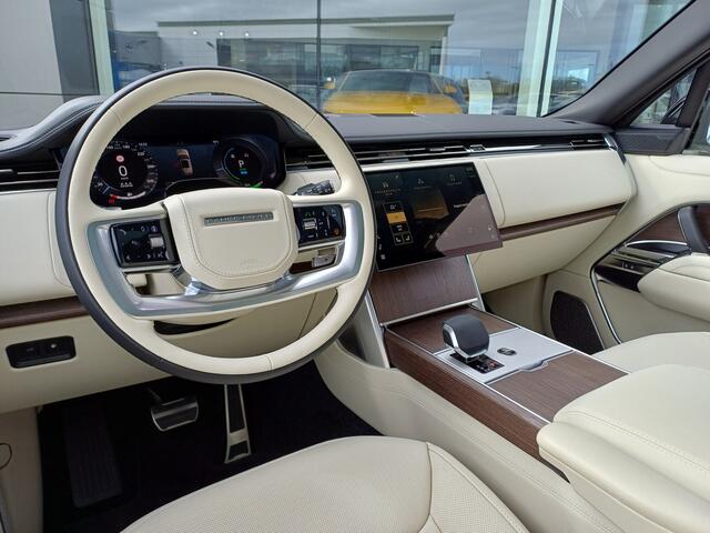 Land Rover RANGE ROVER 3.0 P550e Autobiography PHEV | DEMO | Licht interieur | 6-cilinder | Direct leverbaar |