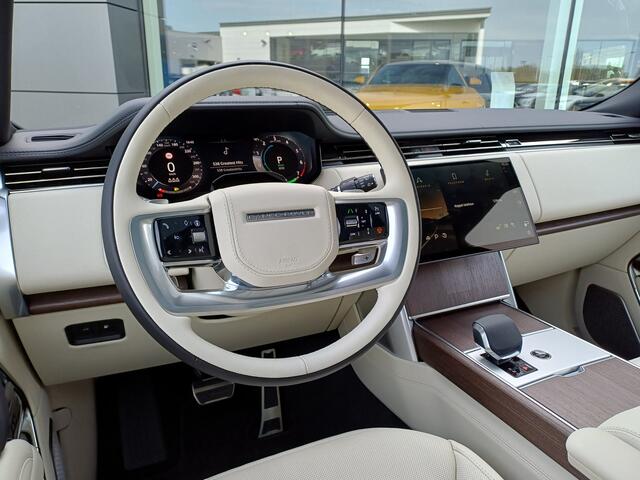 Land Rover RANGE ROVER 3.0 P550e Autobiography PHEV | NIEUW - 0 km | Licht interieur | 6-cilinder | SVO Sunset Gold |