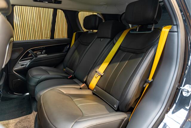 Land Rover RANGE ROVER P550e Autobiography 24" Blackpack Yellow Details 3.0 P550e Autobiography PHEV